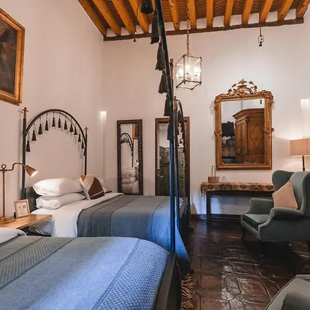 El Eden Hotel Boutique Patzcuaro Room photo